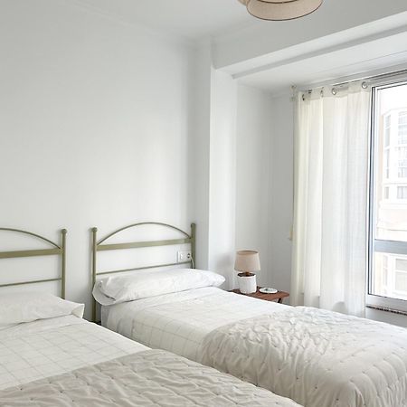 Apartament Apartamento Turistico En Pleno Centro De Ferrol Zewnętrze zdjęcie